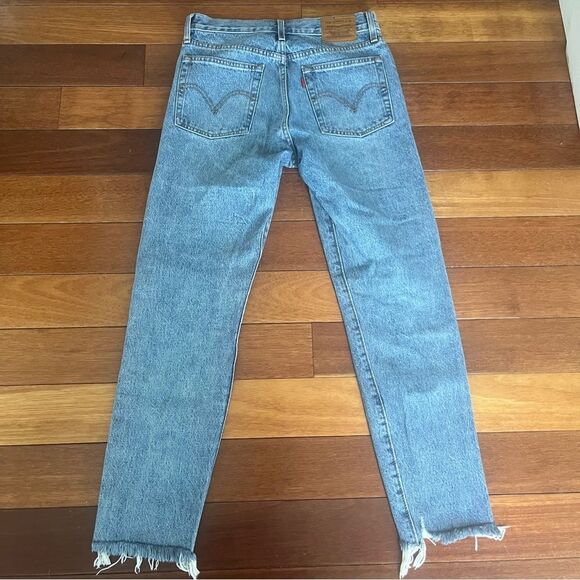 Levi's WEDGIE Premium High Rise Jeans Sz 26 - Picture 7 of 16